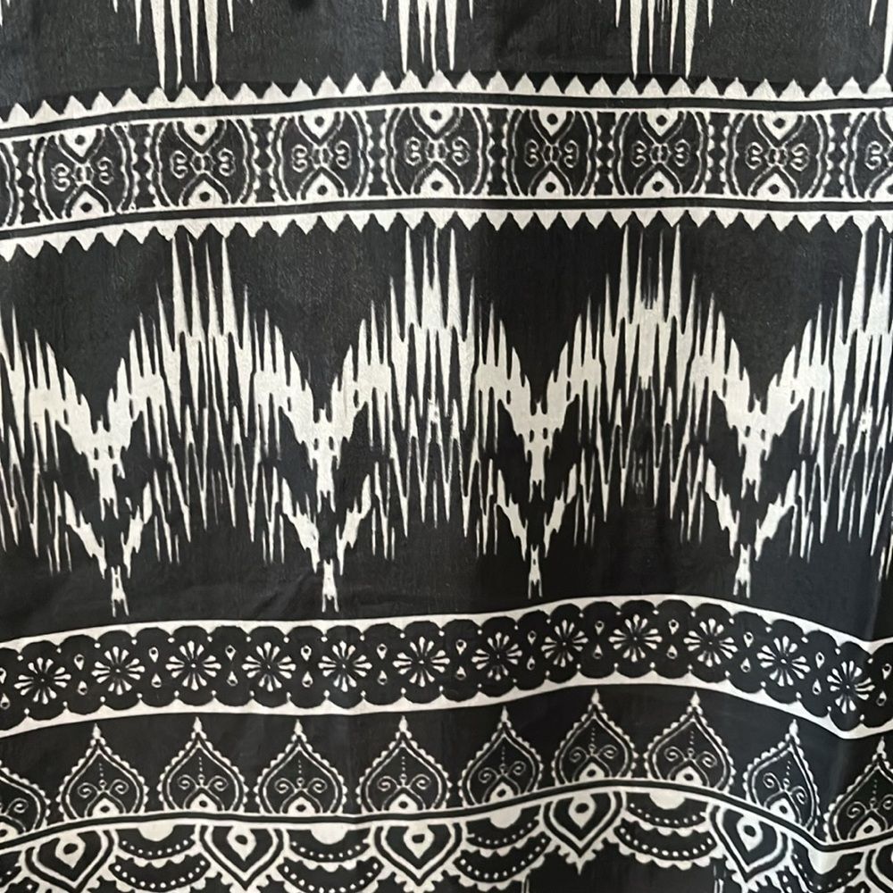 JOHNNY WAS Grey 100% Silk Dress with Brown Leather Trim/Tassle, Size XS (P) - Picture 6 of 9